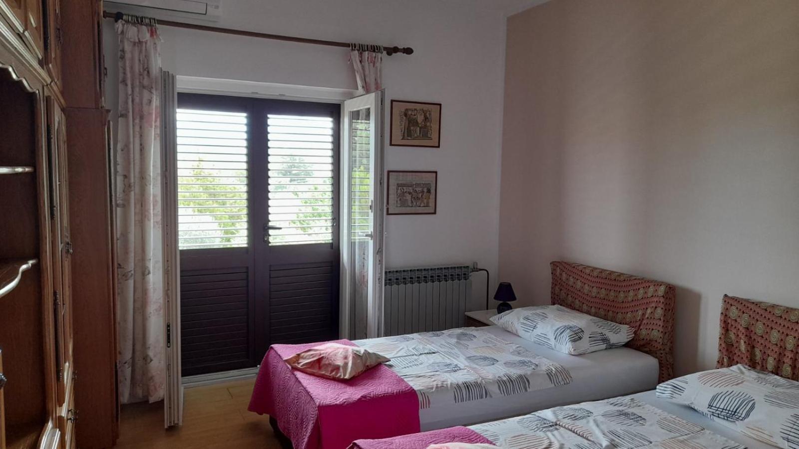 Family Apartment Tonko With King'S Bed Matulji Kültér fotó
